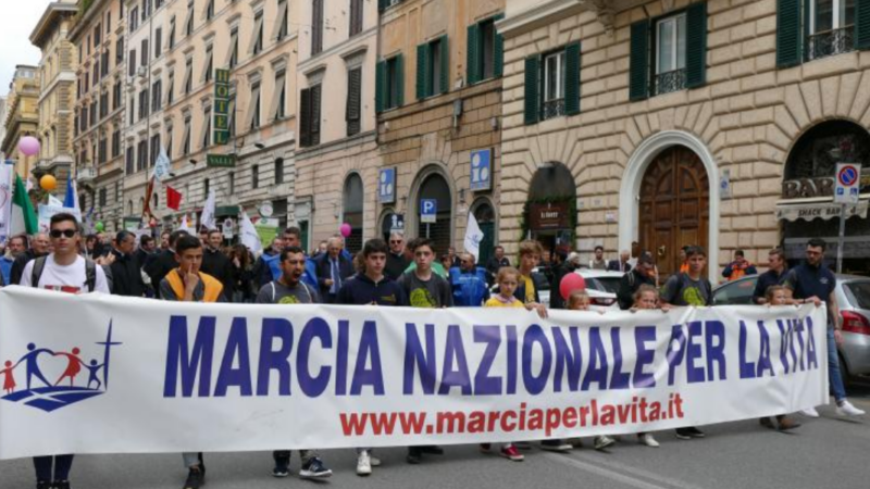 Featured Campaign Image: ROME March for Life needs your help!